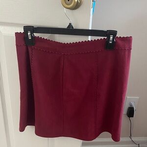 Chic Burgundy Mini Skirt